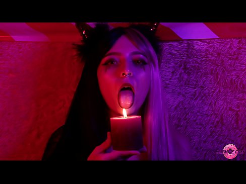 ❤️ Μια παθιασμένη πίπα από ένα σέξι Succubus με ένα σπέρμα στο στόμα της. ❤ Σούπερ πορνό ☑