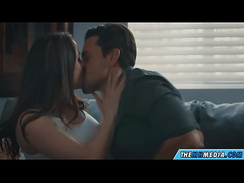 ❤️ Ρομαντικό σεξ με μια καλή μαμά με πλούσιο στήθος ❤ Σούπερ πορνό ☑